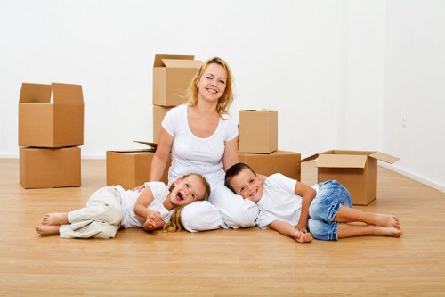 Flexible short-term and long-term student storage in Balham