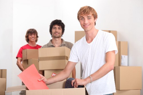 Transparent complaint handling for a self storage service